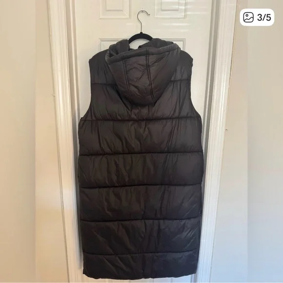 ASOS Long Black Puffer Vest with Hood - Picture 3 of 3